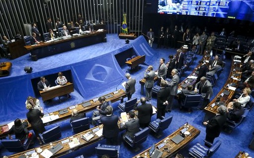 PT quer trazer gravação de Jucá para segunda fase do processo de impeachment