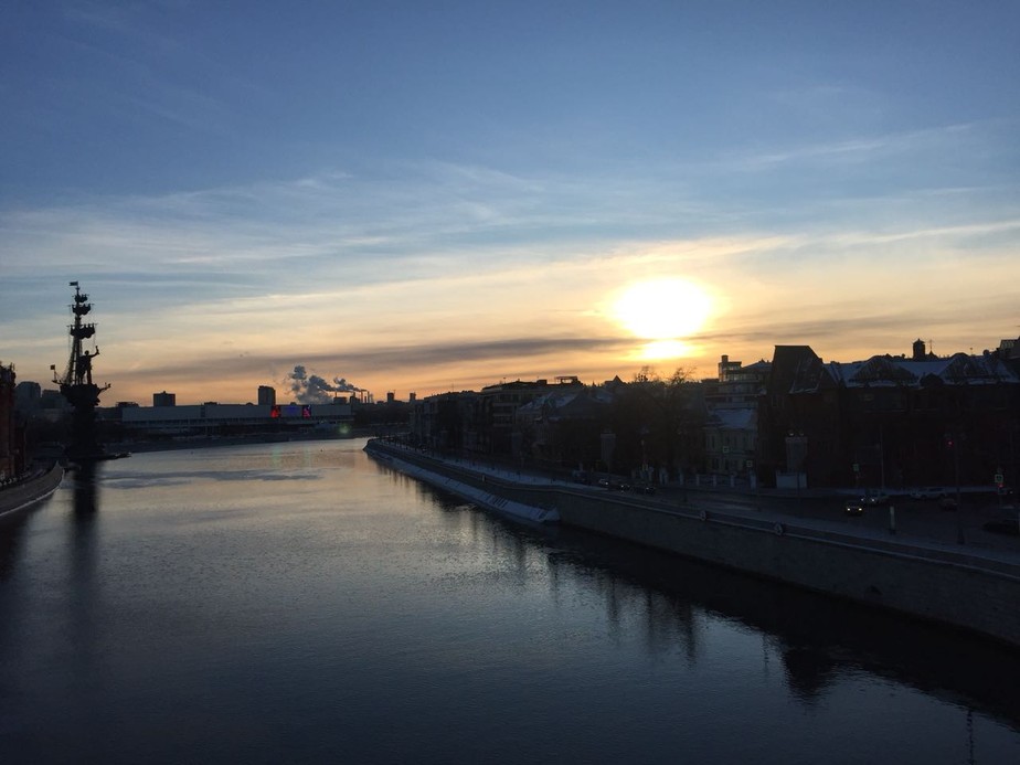 Frio no vero, incio de inverno brando: vai pra Copa da Rssia? Casaco na mala! 