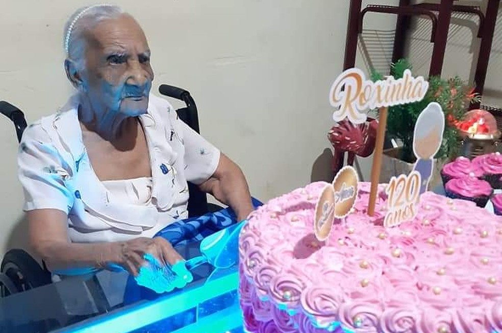 Em 2020, a idosa comemorou 120 anos com festa em família — Foto: Acervo pessoal