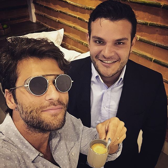 Theo e Bruno Gagliasso, um de seus ilustres pacientes (Foto: Reprodução/Instagram)