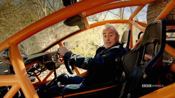O ator Matt LeBlanc no trailer de 'Top Gear' (Foto: Reprodução)