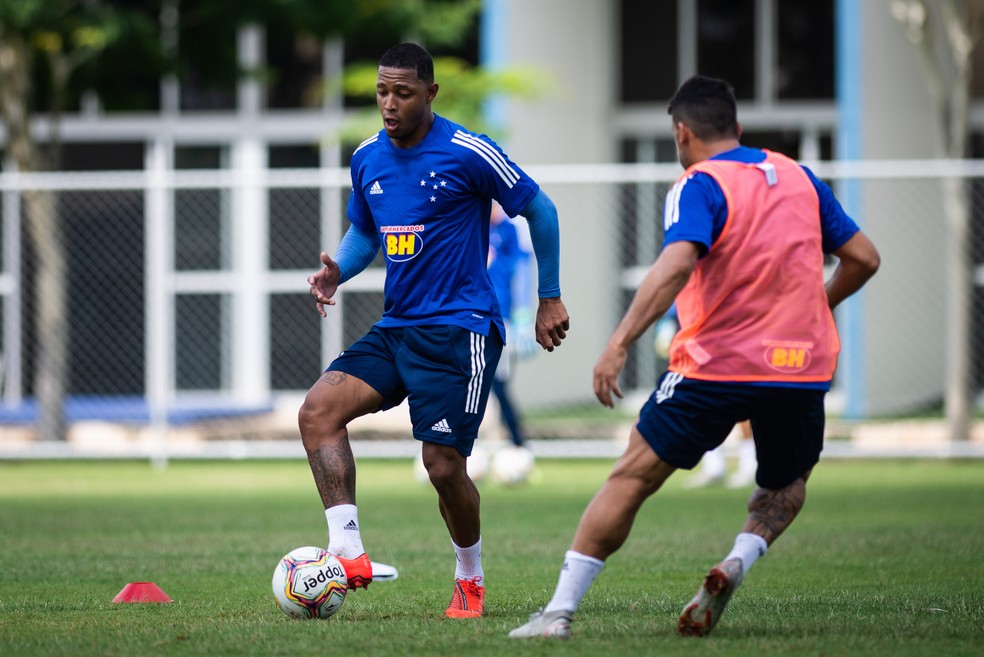 David treinou normalmente nos demais dias da semana — Foto: Bruno Haddad/Cruzeiro