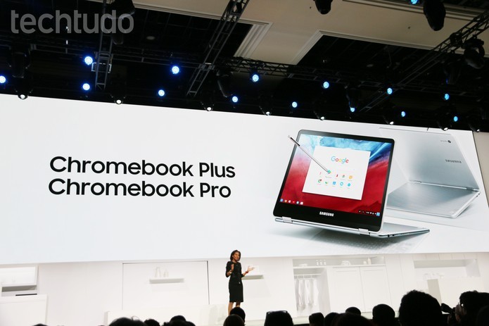 Chromebook Plus e Pro, dois modelos apresentados na CES 2017 com design híbrido (Foto: Anna Kellen Bull/TechTudo)