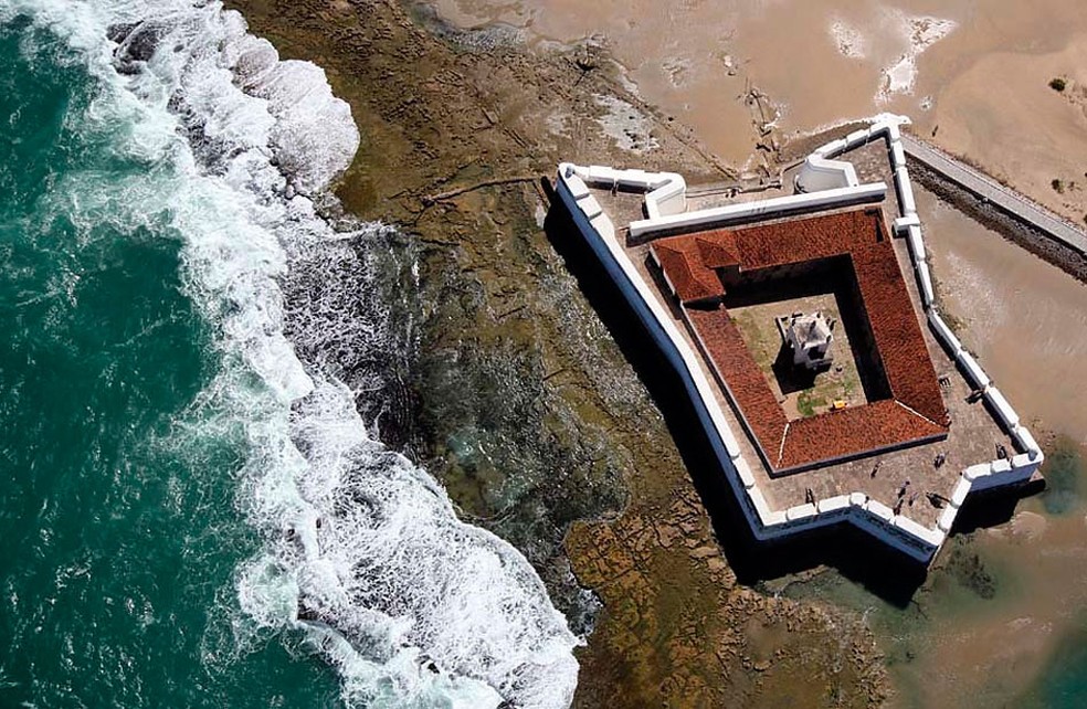 Foto aÃ©rea mostra Fortaleza dos Reis Magos. ConstruÃ§Ã£o demorou 30 anos e foi concluÃ­da em 6 de janeiro de 1598 âÂ€Â” Foto: CanindÃ© Soares