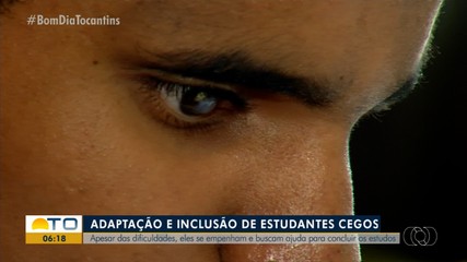 Apesar da complexidade, alunos cegos buscam maneiras para continuar os estudos