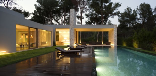 Casa minimalista na Espanha (Foto: Mariela Apollonio)