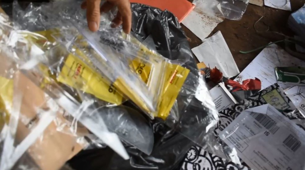 Réguas e esquadros também foram encontrados em Casa Branca (Foto: Ary Molinari/Jornal Casa Branca)