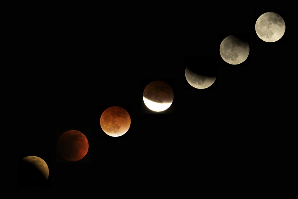 Combinação de fotos mostra a Lua em vários estágios do eclipse lunar total na Califórnia — Foto: Ringo H.W. Chiu / AP Photo