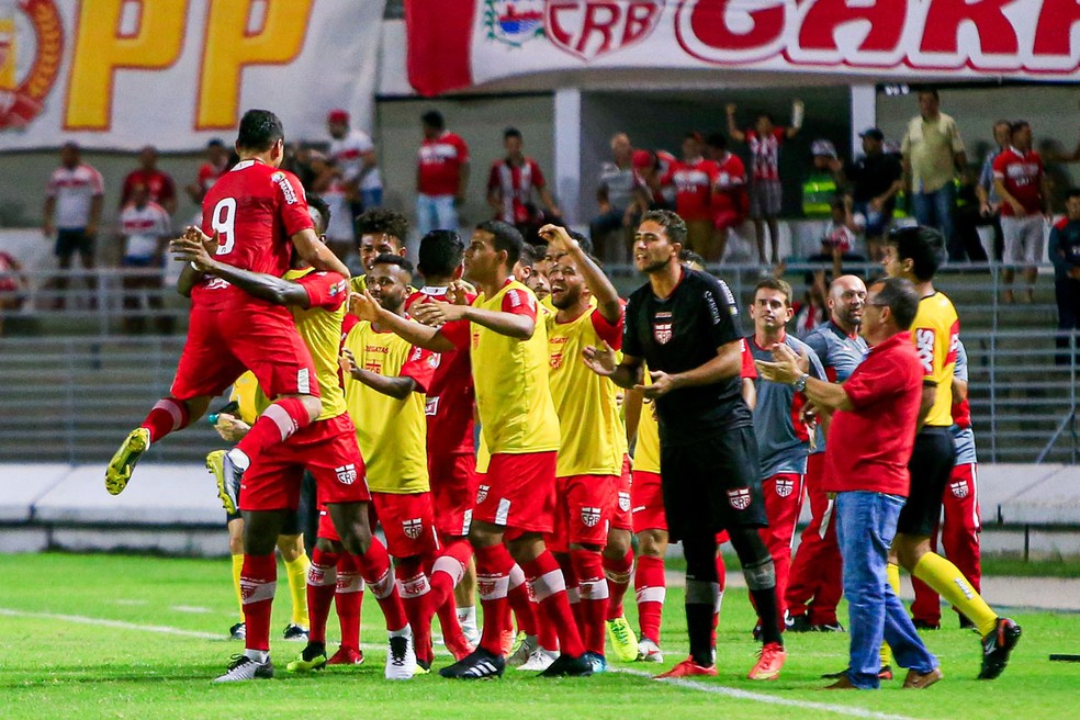 CRB venceu o Coritiba no Rei Pelé — Foto: Ailton Cruz / Gazeta de Alagoas