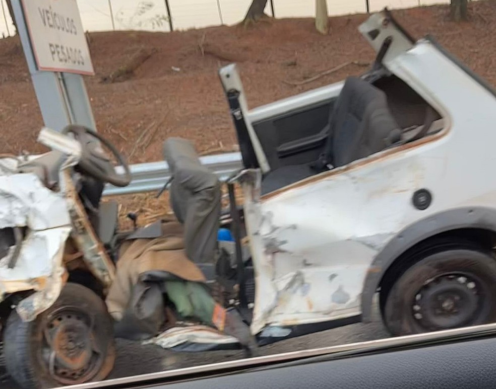 Acidente entre carros e van deixa feridos em rodovia de Monte Aprazível — Foto: Arquivo Pessoal