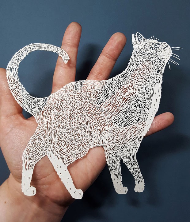 Artista britânica faz delicadas esculturas de papel (Foto: Divulgação)