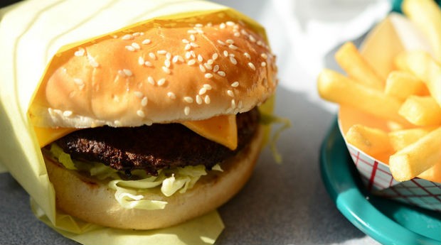 Hamburger; lanche; sanduíche (Foto: Creative Commons/Flickr/r. nial bradshaw)
