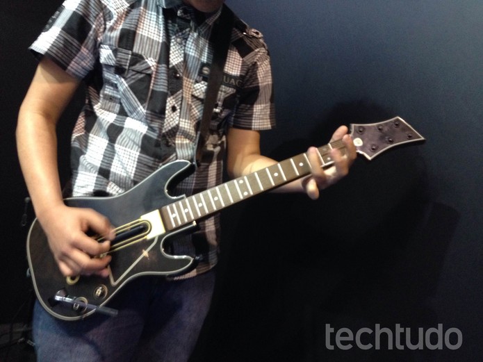 Guitar Hero na BGS 2015 (Foto: Cassio Barbosa/ TechTudo)