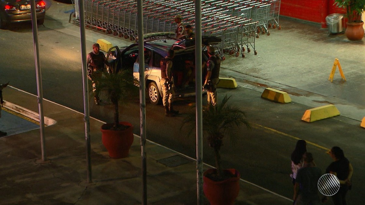 Vídeo mostra tiroteio em tentativa de