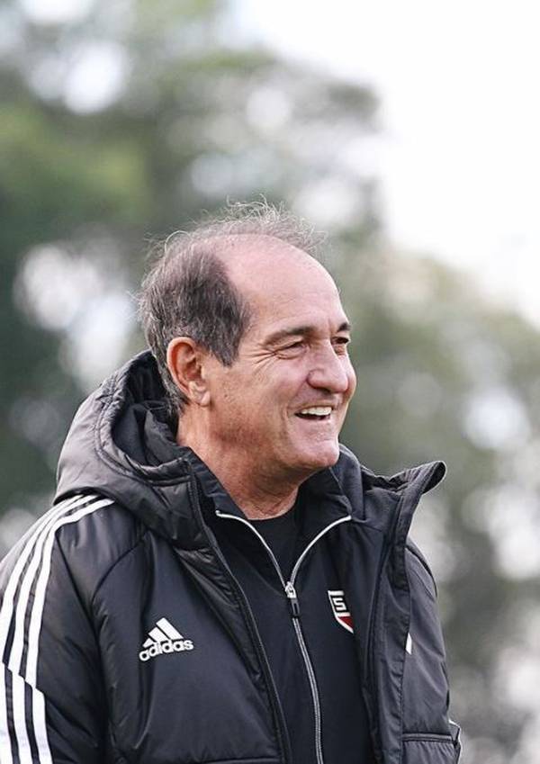 CBF convida Muricy para Seleção a pedido de Dorival, mas ele fica no São Paulo