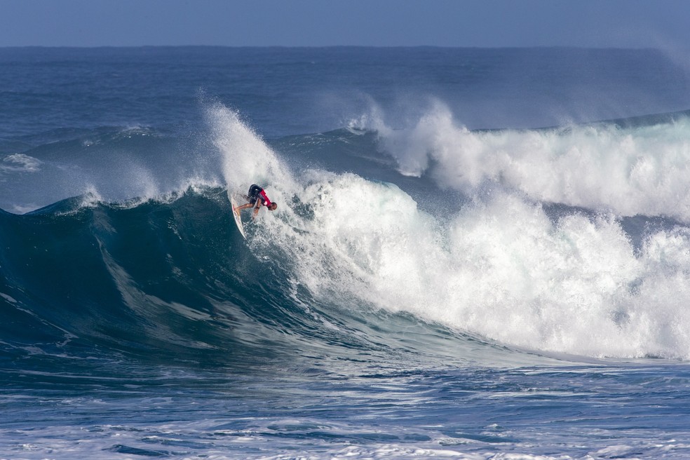 Surfista potiguar também garantiu retorno à elite mundial — Foto: WSL/Keoki Saguibo