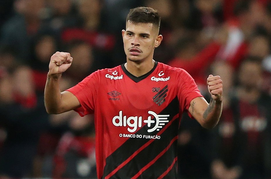Atlético de Madrid, Benfica, Fla, Athletico...? Bruno ...