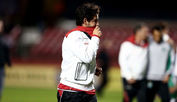 Ansiosos por dupla Ganso e Kaká, são-paulinos não cogitam Pato titular