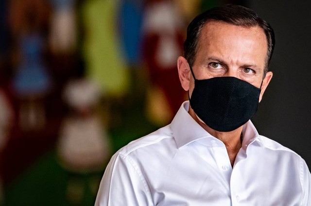 Doria diz que realmente usa calça apertada, mas com 'cueca larga' | Ancelmo - Vimarsana News