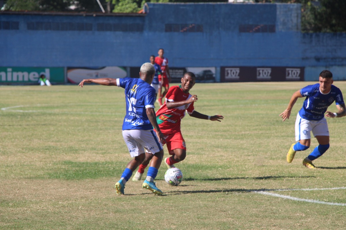 Campeonato Capixaba 2023 VitóriaES vence confronto direto e