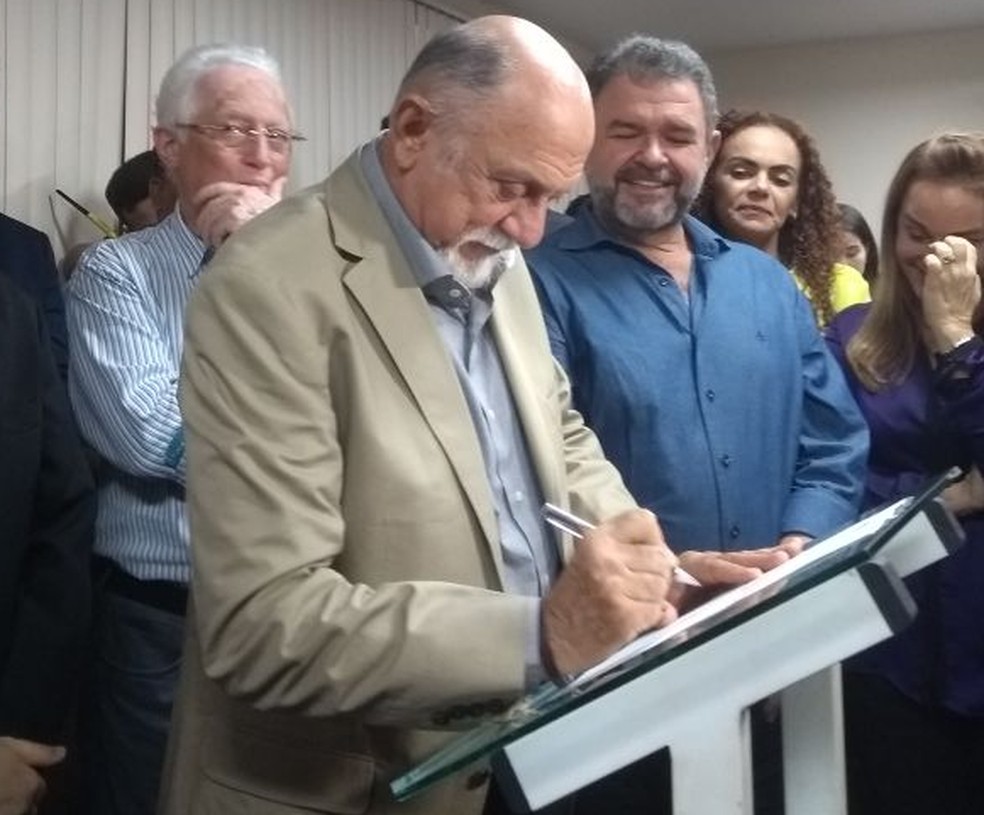 Governador Simão Jatene em inauguração de Centro Integrado em Santarém (Foto: Cissa Loyola/TV Tapajós)