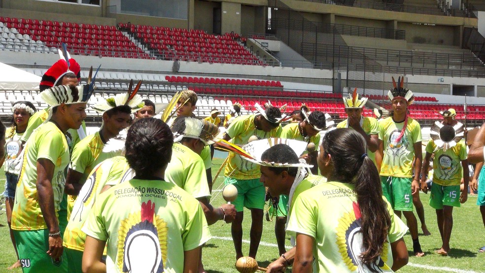 Delegação Wassu Cocal comemora vitória na corrida de maraká (Foto: Viviane Leão/GloboEsporte.com)