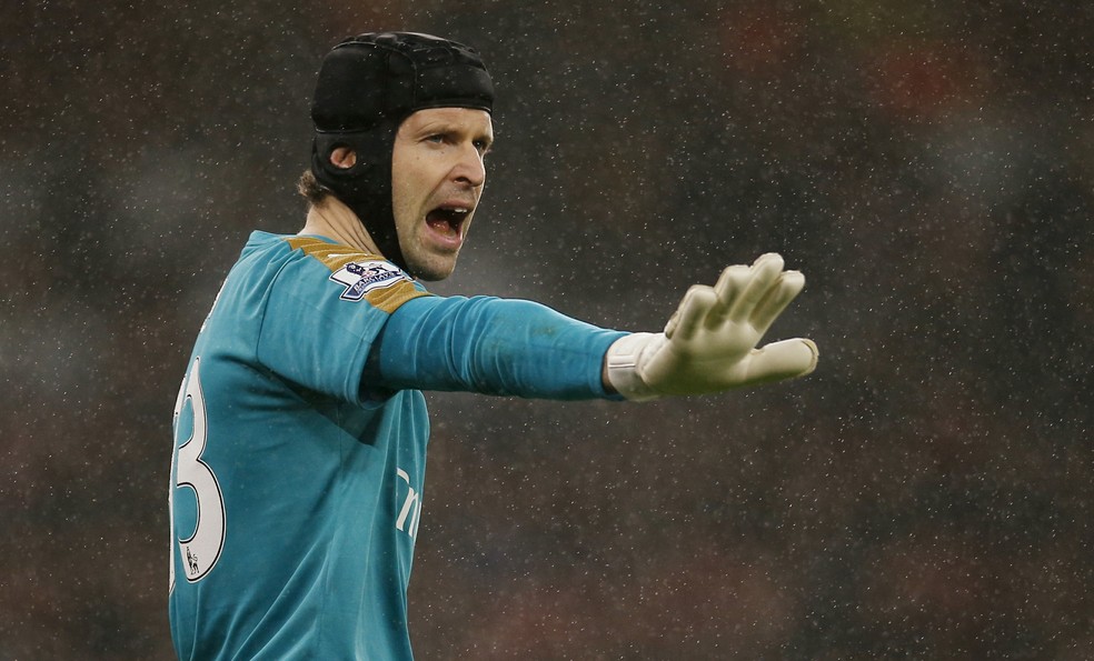 Capacete "&agrave; la Cech" ser&aacute; testado por Rafinha nos pr&oacute;ximos dias &mdash; Foto: Reuters / Andrew Couldridge