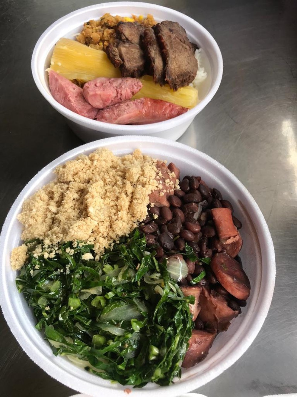 Empresário diz que mudou negócio porque com marmitas consegue dosar a quantidade de carne — Foto: Arnaldo Araújo/Arquivo Pessoal