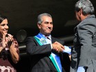 Reinaldo Azambuja recebe faixa governamental de Puccinelli em MS