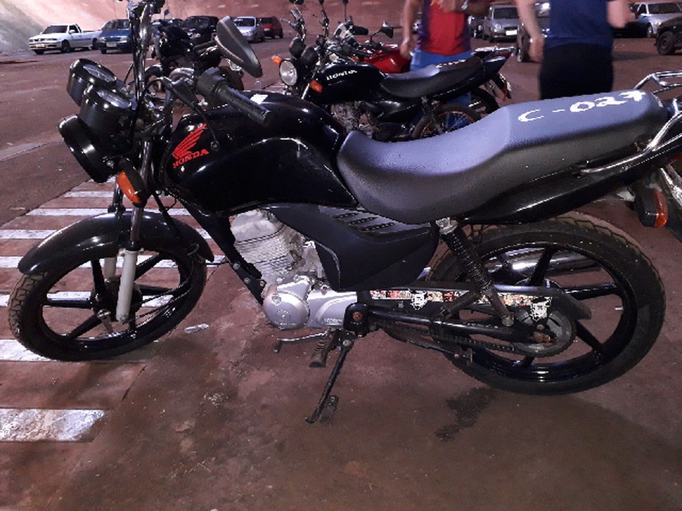 Companhia De Transito De Cascavel Faz Leilao De Carros E Motos Apreendidos Oeste E Sudoeste G1