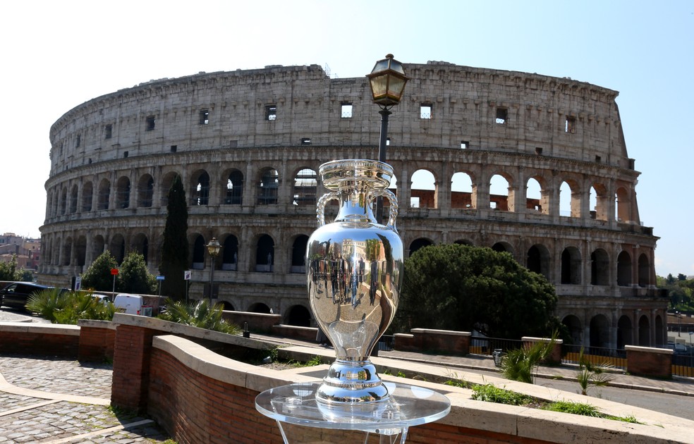Roma foi uma das cidades que demoraram a dar garantias à Uefa  — Foto: Getty Images