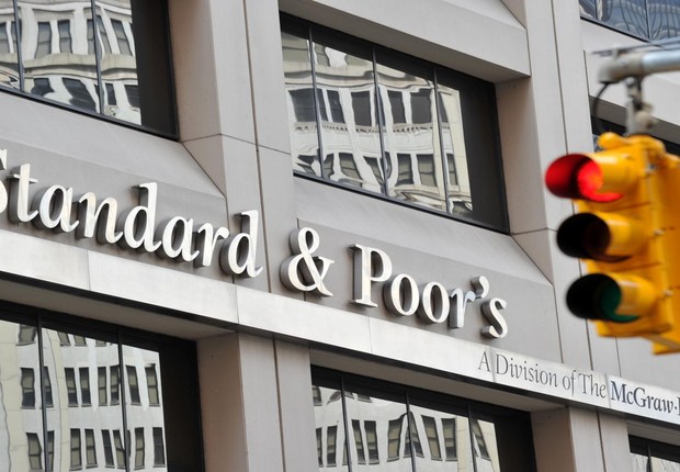 Sede da agência classificatória Standard & Poor's em Nova York (Foto: Stan Honda/Getty Images)