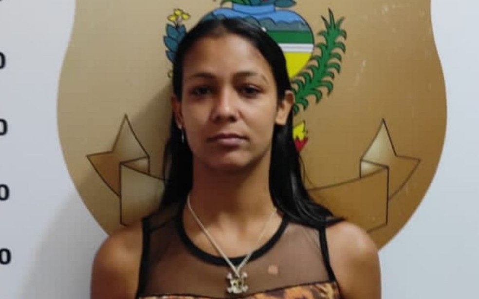 Garota de programa de 23 anos é presa suspeita de ajudar a matar e torturar cliente, em Rio Verde, Goiás — Foto: Divulgação/Polícia Civil