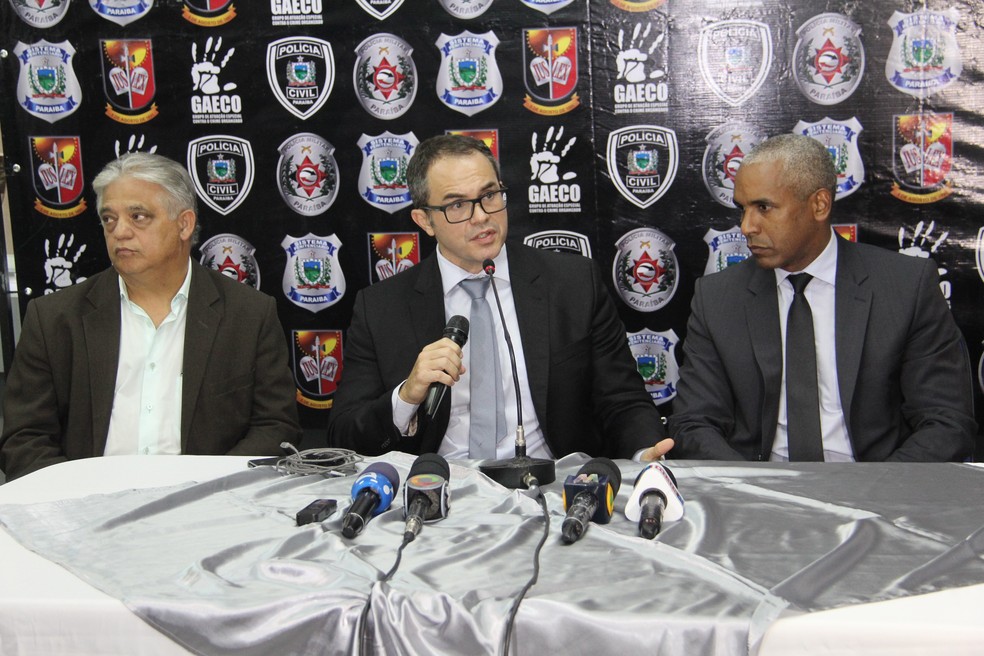 Detalhes sobre a Operação Black Friday - que investiga esquema de vendas de celulares em presídio de segurança máxima - foram repassadas em coletiva de imprensa — Foto: Ernane Gomes/MPPB