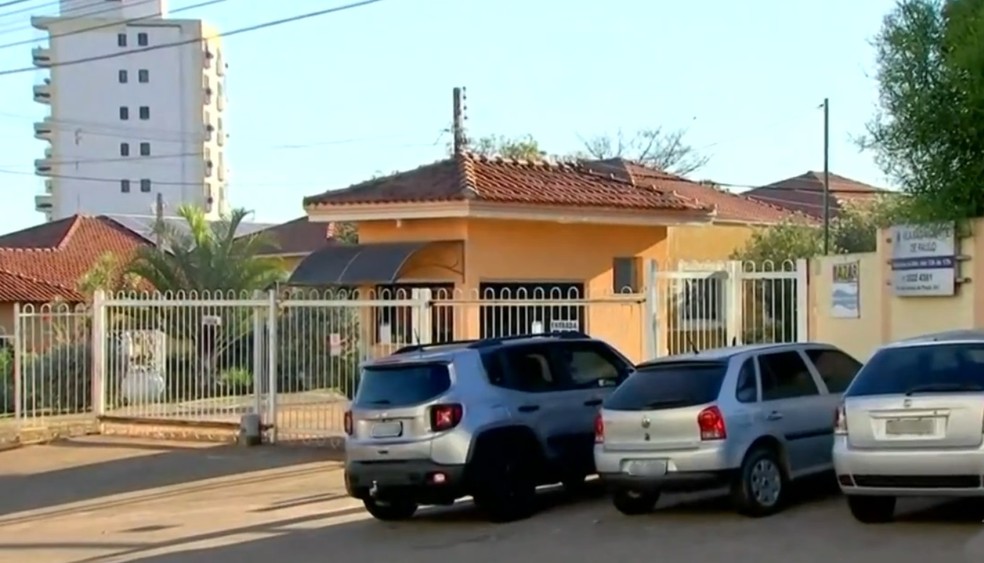 Catanduva (SP) monitora asilo ap&oacute;s casos positivos de coronav&iacute;rus &mdash; Foto: Reprodu&ccedil;&atilde;o/TV TEM