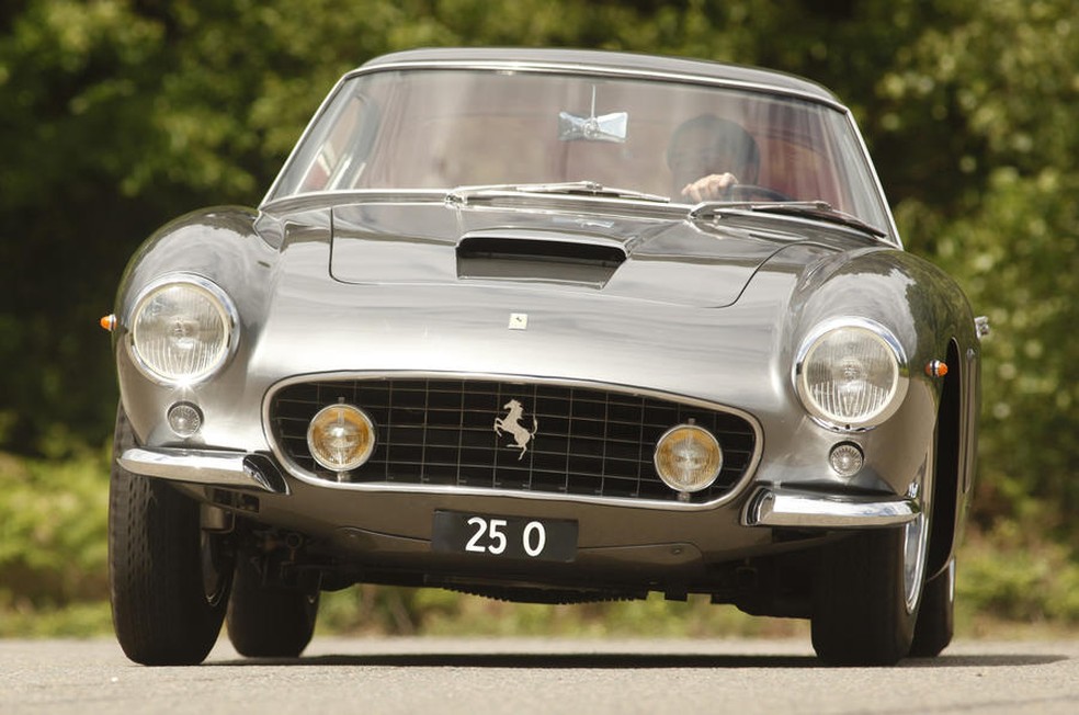 Ferrari 250 é dona da placa mais cara do Reino Unido — Foto: Reprodução/Internet