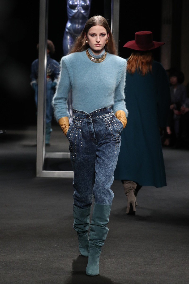 Jeans 80's no inverno 2019 de Alberta Ferretti (Foto: Antonio Barros)