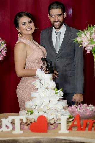 Thais e Ilsinho casaram-se em abril de 2017