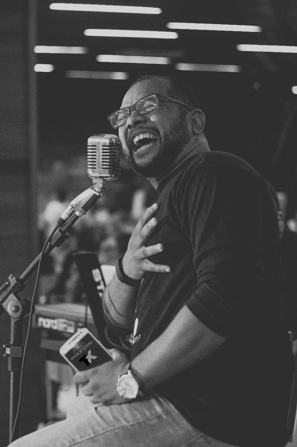 Jo&atilde;o Batista canta em eventos como casamentos, formaturas e festas particulares em Natal e teve que se reinventar durante a pandemia. &mdash; Foto: Arquivo pessoal 