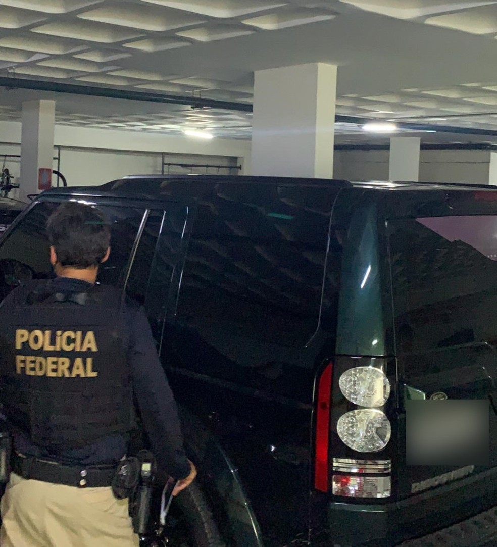 Carro foi apreendido na Operação Mapa da Mina, desencadeada pela Polícia Federal de Pernambuco na quarta-feira (11) — Foto: Assesoria/Polícia Federal/Divulgação