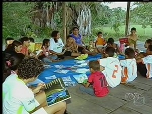 Rodas de leitura estimula aprendizagem das crianças de Axixá do Tocantins (Foto: Reprodução/TV Anhanguera)