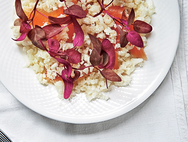 Marinated trout with cauliflower and red spinach. (Foto: Ulf Svane  )