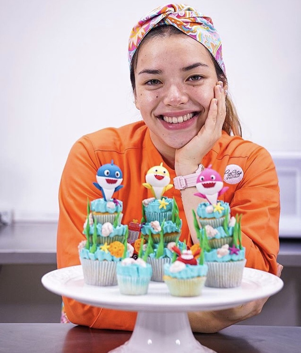 Luísa Akemi, confeiteira e empreendedora que começou aos 14 anos — Foto: @akemicupcakes/Divulgação
