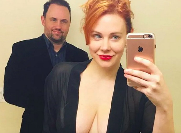A atriz pornô Maitland Ward com o marido (Foto: Instagram)
