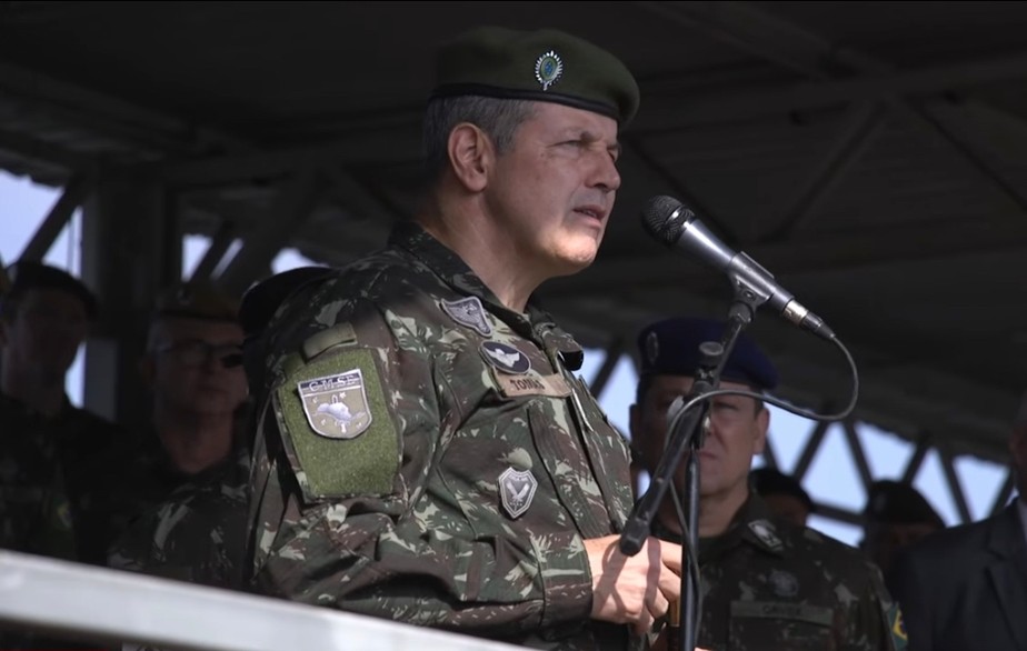 Comandante militar do Sudeste defende resultado das urnas em discurso
