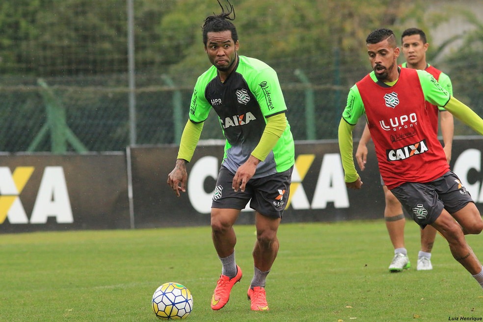 Carlos Alberto jogou com Jatobá no Figueirense — Foto: Luiz Henrique/Figueirense FC