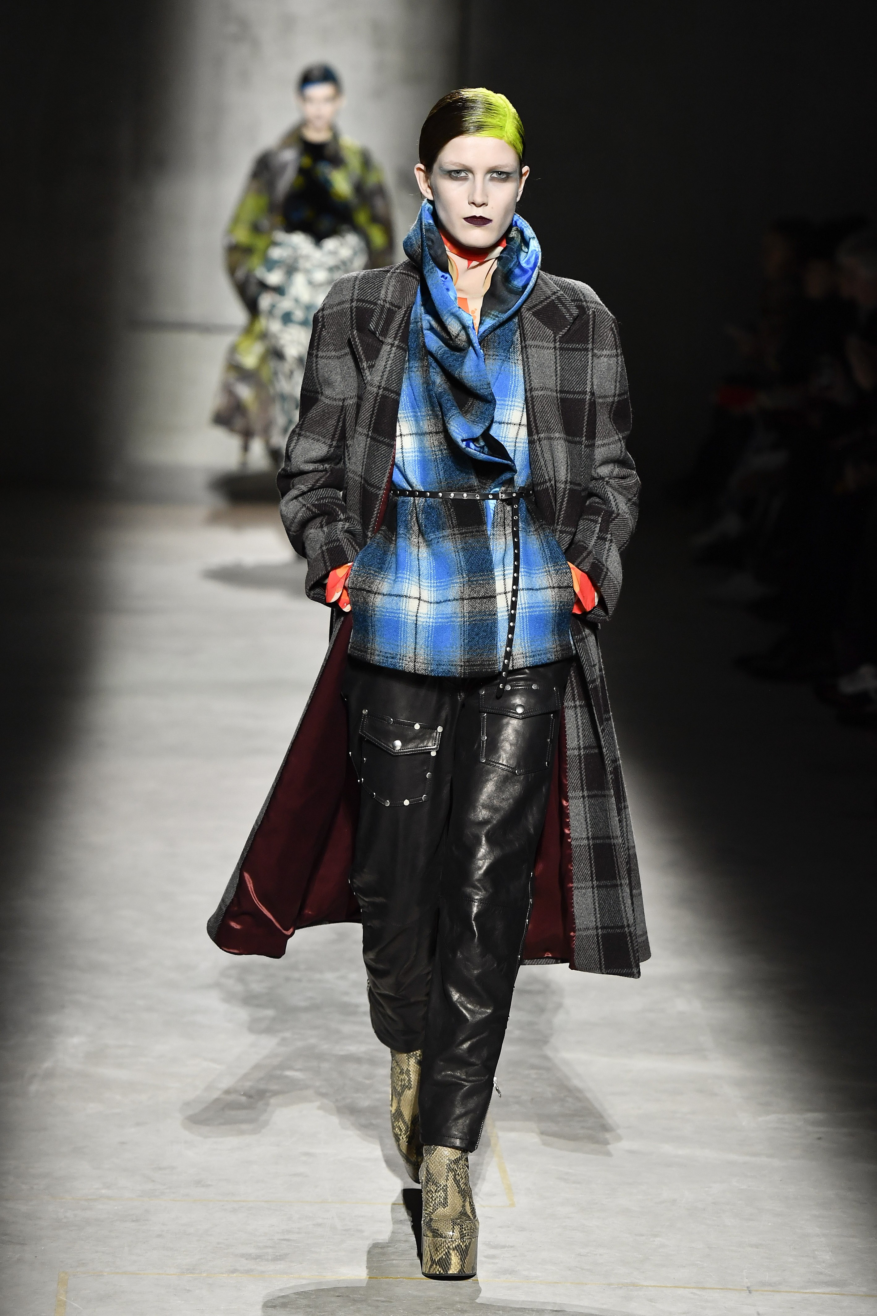 Dries Van Noten outono-inverno 2020 (Foto: Getty Images)