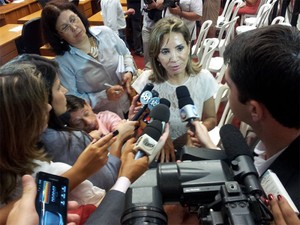 Prefeita reeleita Dárcy Vera é empossada na Câmara em Ribeirão Preto (Foto: Rodolfo Tiengo/G1)