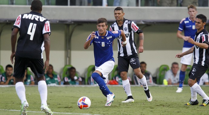 Comentarista destaca papel de Guilherme no Galo e gol de Arrascaeta