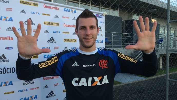 Duelo de Paulo Victor e Cássio na enquete de vilão da super quarta